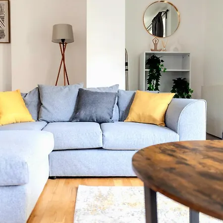 Comfy 2 Bed Apt With Private Garden,Battersea Central Ldn Londres Extérieur photo